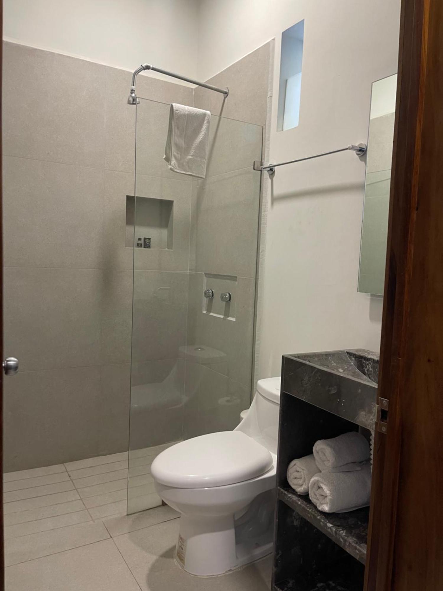 Hotel Ng Ameca Εξωτερικό φωτογραφία